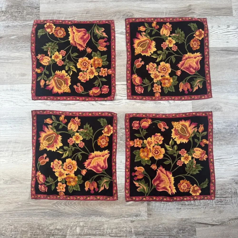Vintage Set of 4 Floral Cloth Dinner Napkins Black Cottagecore 15x15 Fall